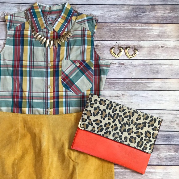 Meet your Posher, Tess! Aka Modern Bombshell. - Picture 7 of 8